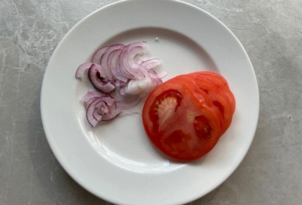 Фото шага рецепта Лепешки с фаршем 189805 шаг 4  