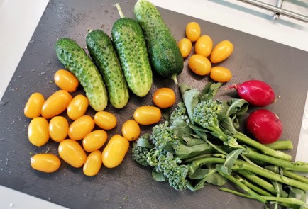 Фото шага рецепта Летний прованский салат 140031 шаг 1  