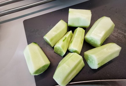 Фото шага рецепта Летний прованский салат 140031 шаг 5  