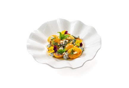 Фото шага рецепта Летний салат с абрикосами и голубым сыром 186536 шаг 10  