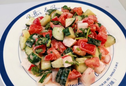 Фото шага рецепта Летний салат 189488 шаг 10  