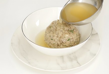 Фото шага рецепта Австрийский суп с печению леберкнедельзуппе 92316 шаг 10  