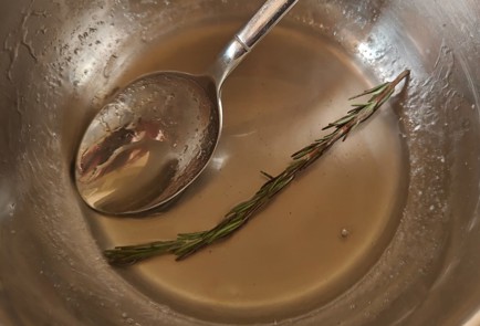 Фото шага рецепта Лимонад с апельсином и розмарином 189243 шаг 5  