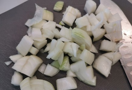 Фото шага рецепта Лимоннолуковая курица в духовке 186399 шаг 2  