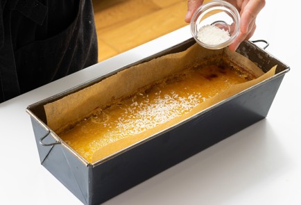 Фото шага рецепта Лимонные брусочки 139840 шаг 6  