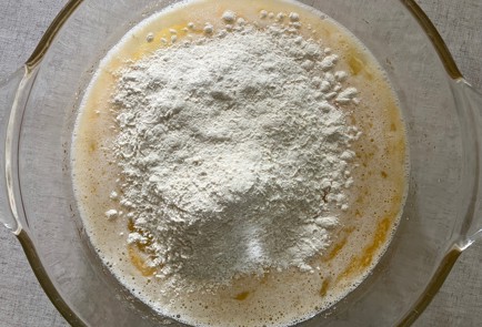 Фото шага рецепта Лимонные маффины с абрикосом 189749 шаг 5  