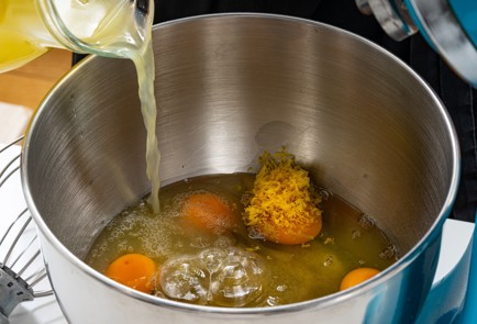 Фото шага рецепта Лимонные пирожные с лавандой 186654 шаг 8  