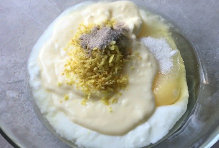 Фото шага рецепта Лимонные рогалики 174334 шаг 2  