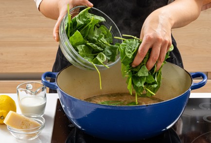 Фото шага рецепта Лимонный цыпленок с орзо 186455 шаг 11