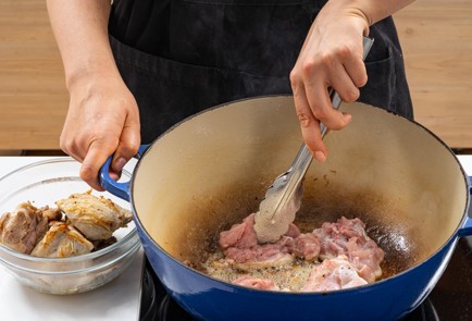 Фото шага рецепта Лимонный цыпленок с орзо 186455 шаг 5