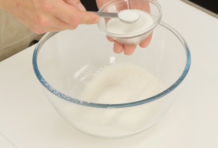 Фото шага рецепта Лимонный пирог с меренгой 125576 шаг 1  