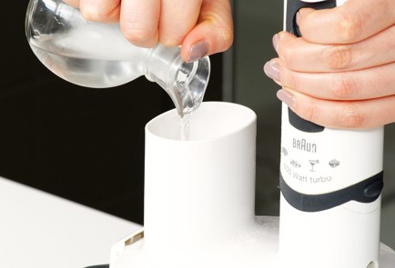 Фото шага рецепта Лимонный пирог 151795 шаг 4  