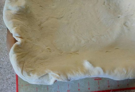 Фото шага рецепта Лоранский пирог на слоеном тесте с курицей и грибами 189265 шаг 12  