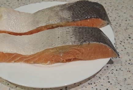 Фото шага рецепта Лосось с сыром запеченный в духовке 187898 шаг 2