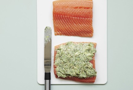 Фото шага рецепта Лососина в тесте 57744 шаг 2