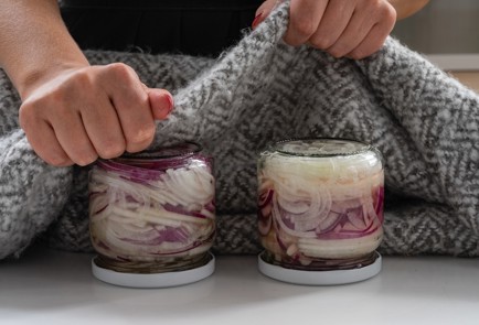 Фото шага рецепта Лук на зиму без уксуса 174640 шаг 9  