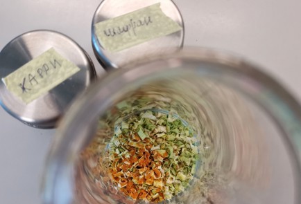 Фото шага рецепта Луковая приправа Царская 152578 шаг 6  