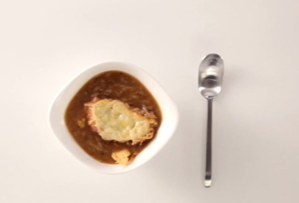 Фото шага рецепта Луковый суп 17580 шаг 10  