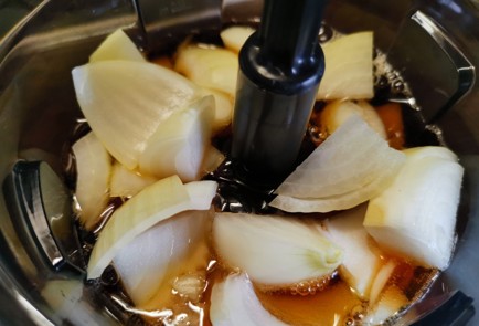 Фото шага рецепта Луковый шашлык 189473 шаг 3  