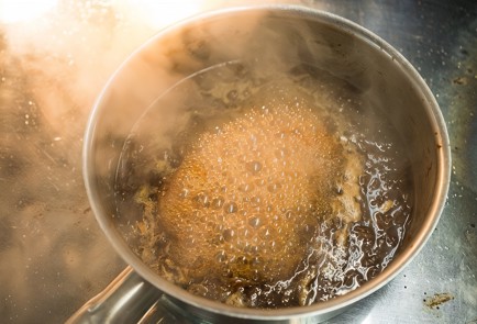 Фото шага рецепта Луковый суп с гренками 138566 шаг 10  