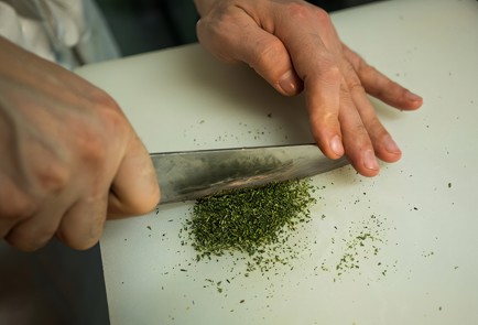 Фото шага рецепта Луковый суп с гренками 138566 шаг 2  