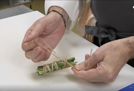 Фото шага рецепта Луковый суп с крутонами 139879 шаг 6  