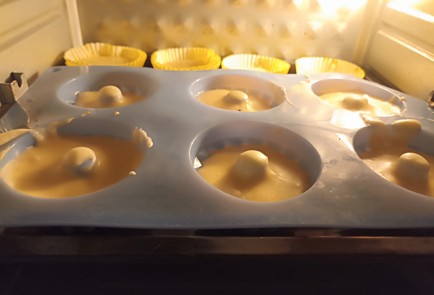 Фото шага рецепта Маффины из переспелых бананов 190928 шаг 15  