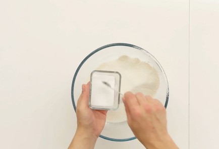 Фото шага рецепта Маффины с голубикой 125560 шаг 3