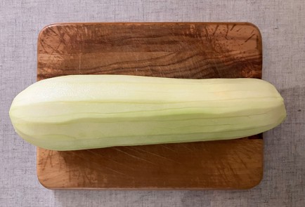 Фото шага рецепта Маффины в духовке со сливами и кабачком 190314 шаг 1  