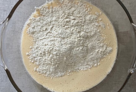 Фото шага рецепта Маффины в духовке со сливами и кабачком 190314 шаг 8  