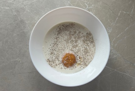 Фото шага рецепта Макароны на сковороде с ветчиной в сливочном соусе 189801 шаг 3