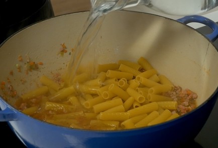 Фото шага рецепта Макароны с фаршем 151180 шаг 7  