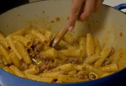 Фото шага рецепта Макароны с фаршем 151180 шаг 8  