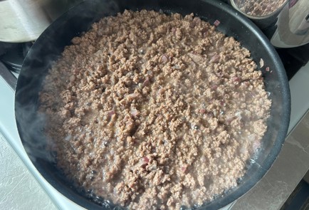 Фото шага рецепта Макароны с фаршем 190035 шаг 6  