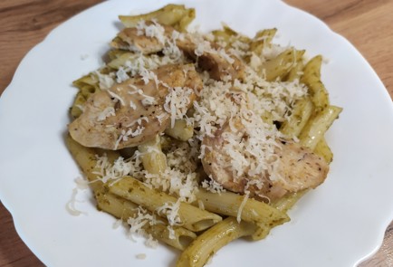 Фото шага рецепта Макароны с соусом песто и куриной грудкой 188870 шаг 11  