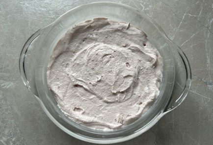 Фото шага рецепта Малиновая творожная запеканка с ананасом 190003 шаг 9  