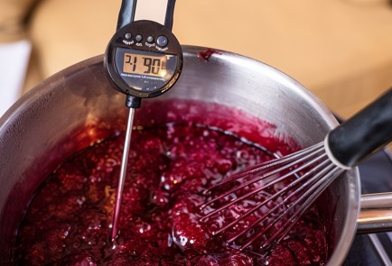 Фото шага рецепта Малиновый мармелад 126643 шаг 6  