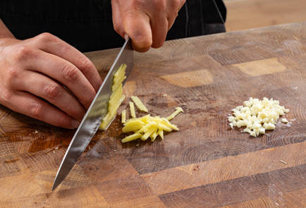 Фото шага рецепта Малосольные огурцы в азиатском стиле 189601 шаг 2  