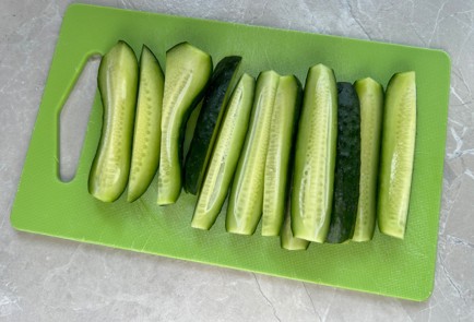 Фото шага рецепта Малосольные огурцы 186884 шаг 2  