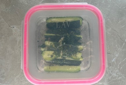 Фото шага рецепта Малосольные огурцы 186884 шаг 8  