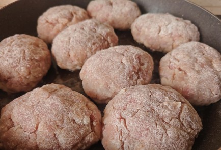 Фото шага рецепта Мамины котлетки 188662 шаг 11