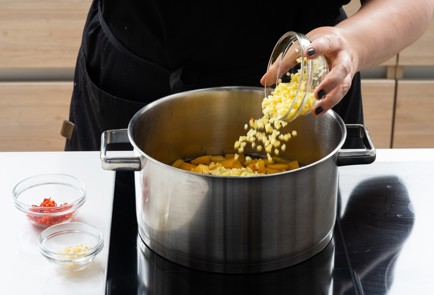 Фото шага рецепта Манговый чатни 151096 шаг 7  