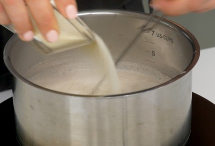 Фото шага рецепта Манная каша без молока 151243 шаг 3  