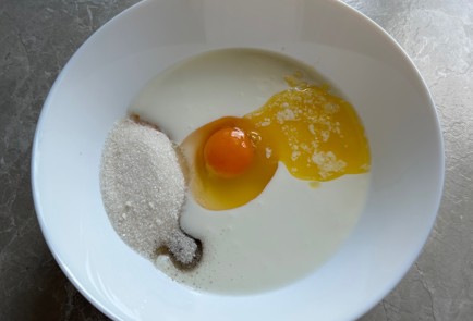 Фото шага рецепта Манник на рисовой манке 174244 шаг 2  