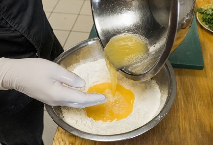 Фото шага рецепта Манты с телятиной 138573 шаг 1  