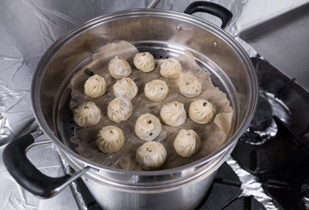 Фото шага рецепта Манты с телятиной 138573 шаг 13  