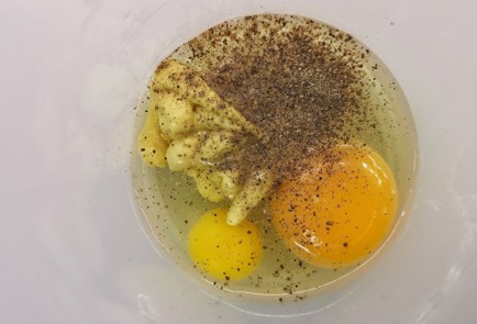 Фото шага рецепта Майонез с маслом расторопши 153019 шаг 4