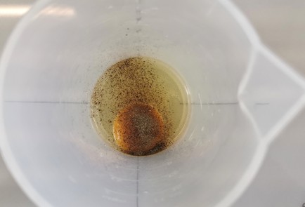 Фото шага рецепта Майонез с шафраном и сливками 152752 шаг 2  