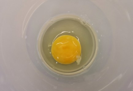 Фото шага рецепта Майонезный соус для овощей 152603 шаг 1  