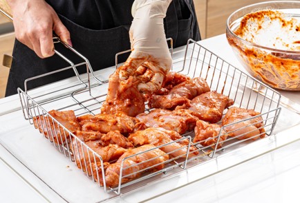 Фото шага рецепта Маринад для шашлыка из курицы 189036 шаг 6  